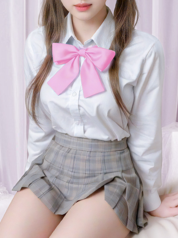 真白 るるな